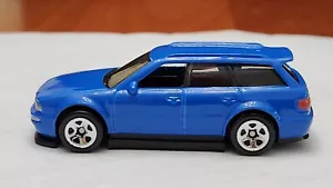 Hot Wheels '94 Audi Avant RS2 - 1st Run - UNSPUN NICE! - Picture 1 of 9