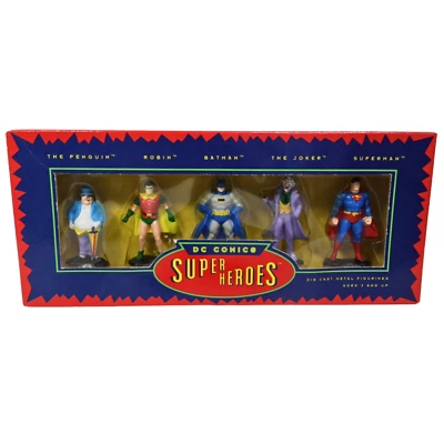 Juego de 5 figuras de superhéroes fundidos a presión de DC Comics de 2,25" en caja - Penguin-Joker Foto 1 de 4
