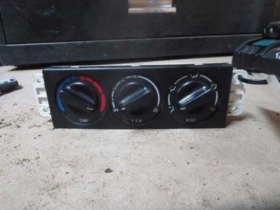 Control de temperatura Kia Sportage 1998-2000 Foto 1 de 2