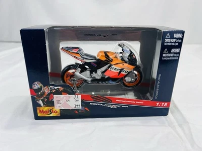 Maisto 1:18 Honda RCV 2004 Repsol Honda Team  Rider Alex Barros Diecast - Image 1 of 4