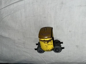 ORIGINAL LIONEL PREWAR O GAUGE STREAMLINE PASSENGER CAR VESTIBULE - Picture 1 of 11