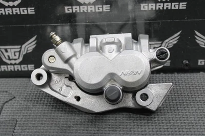 01-03 HONDA CR125R CR250R 原始设备制造商日辛前制动计算器和支架 45150-KZ4-J31 — 第 1/4 张图片