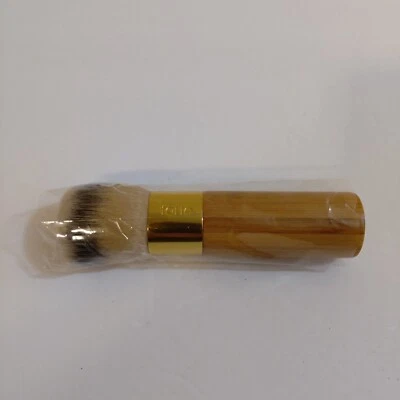 NEW Tarte Buffer Airbrush Finish  Foundation Bamboo Brush  - Image 1 of 4