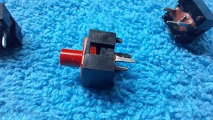 2 Stück Printtaster Microtaster Kleintaster 10 x 10 mm - neu und unbenutzt - - Bild 1 von 2