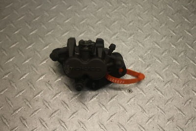 2005 SUZUKI VSTROM 1000 DL1000 RIGHT FRONT BRAKE CALIPER - Image 1 of 4