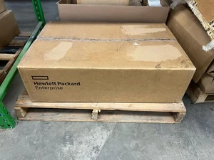 HPE DL380 Gen10 4208 1P 32G 8SFF BC Server - P56962-B21 - Photo 1/4