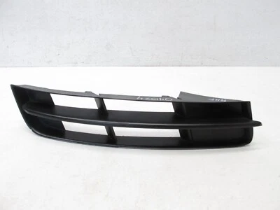 10-15 AUDI 4L Q7 GRADE DE PARA-CHOQUE GRADE DE ACABAMENTO SURROUND FRONTAL DIREITA INFERIOR FABRICANTE DE EQUIPAMENTO ORIGINAL 041524 - Imagem 1 de 4