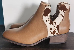 Pierre Dumas Cow Print Ankle Boot Womans 8.5 Worn Once - Picture 1 of 11