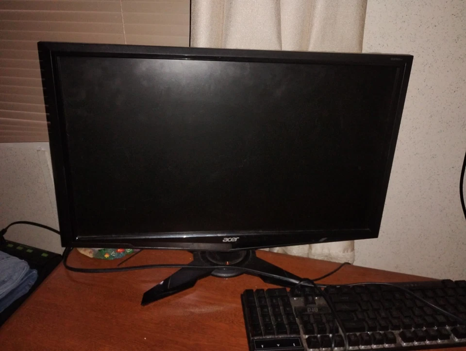 Acer G235hAbd LCD Monitor 23" - Image 1 of 1