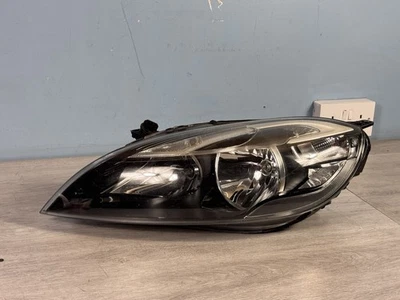 VOLVO V40 2012-2016 FRONT LEFT PASSENGER SIDE HEADLIGHT HALOGEN 31420005 GENUINE - Image 1 of 4