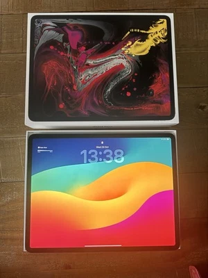 Apple iPad Pro 3rd Gen. 64GB, Wi-Fi, 12.9 in - Space Grey - Image 1 of 2