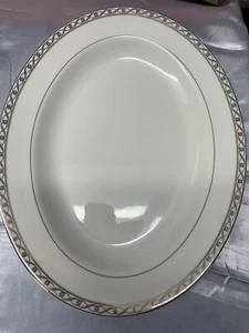 Mikasa Infinity Band 14 Inch Oval Platter - Picture 1 of 11