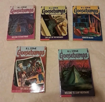 Set Of 5 R.L Stine First Edition Goosebumps Paperback Books - Image 1 of 4