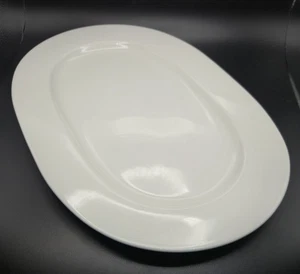 Villeroy & Boch 1748 "Royal" White 13 1/2" x 9 1/4" Bone Porcelain Platter - Picture 1 of 6
