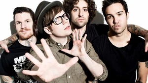 Fall Out Boy Band Poster Geschenk A4 A3 A2 A1 A0 - Bild 1 von 1