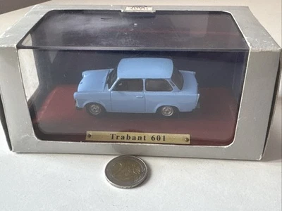 M273 Atlas DDR Auto Kollektion Trabant 601 Trabi 7130101 1:43 Ostauto Ovp Neu - Bild 1 von 4