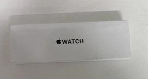 Apple Watch SE (2nd Generation) 40mm A2722 GPS Silver w/Blue Band | MRE13LL/A - Photo 1 sur 5