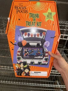 Disney HOCUS POCUS Halloween Trunk Or Treat Decor Kit 200 Pieces New in Box - Picture 1 of 4