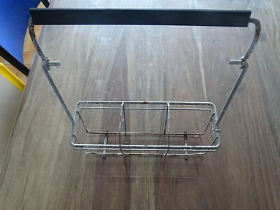 ANCIEN PORTE BOUTEIILLE TRANSPORTEUR CASIER RANGEMENT ZINC GALVA - Photo 1/3