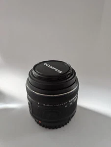 Olympus M.Zuiko AF 14-42mm f/3,5-5,6 II R MSC Micro Four Thirds Zoomobjektiv MFT - Bild 1 von 3
