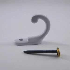 Raffhaken in weiß aus Metall mit Stahlnagel - Bild 1 von 4