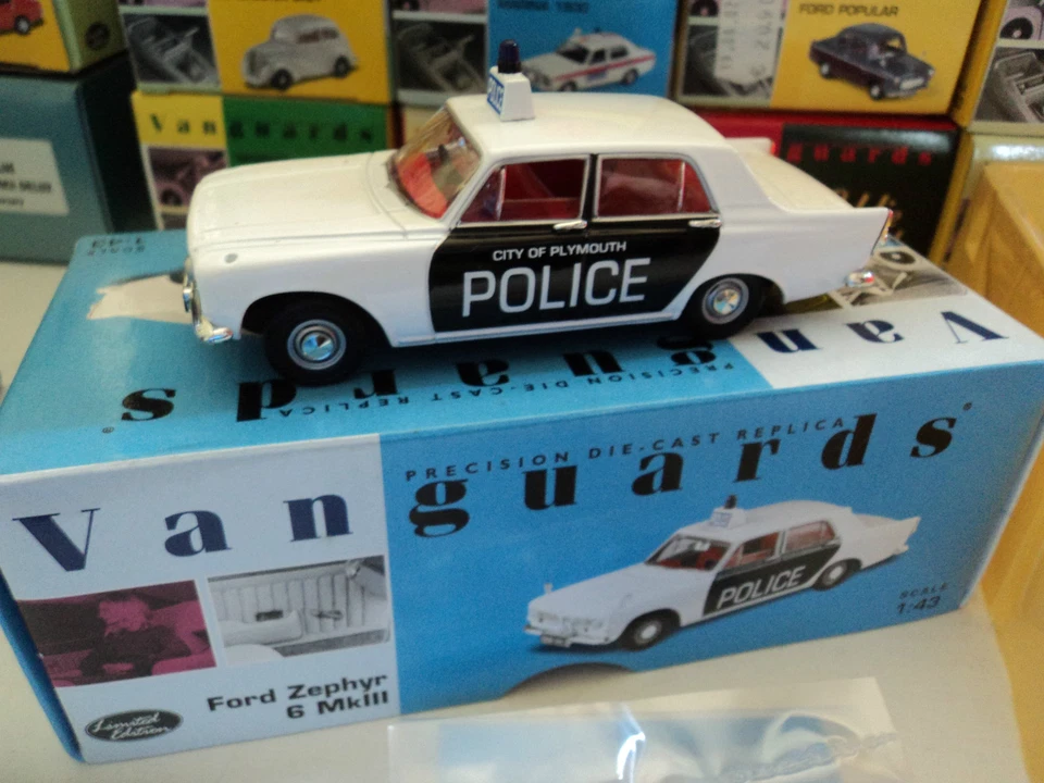 Vanguards 1/43 Ford Zephyr 6 MKIII Plymouth city police - Immagine 1 di 1