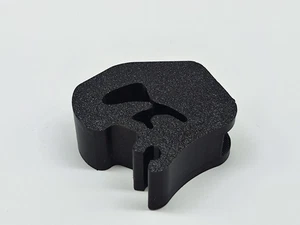 TAMPONE RICAMBIO PORTIERA SINISTRA RENAULT TWIZY 1Pz Cod.908782937R - Imagen 1 de 2