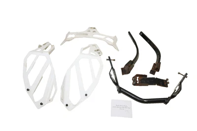 Barra de agarre de parachoques delantero Ski-doo Summit 850 Sp 154" Gen 4 Adventure 2018 blanca Foto 1 de 4