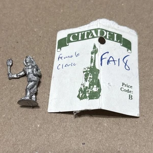 Citadel Miniatures oop pre slotta Fa18 female cleric - Picture 1 of 1