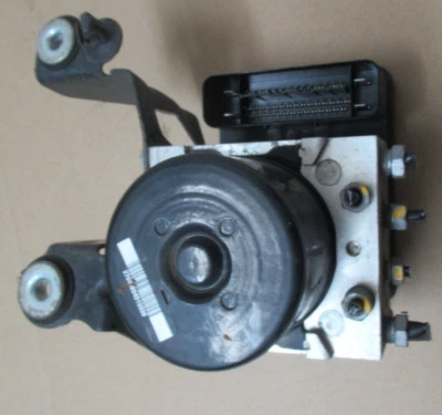 Land Rover Freelander 2 L359 2013 Facelift AB BOMBA Y MÓDULO DH522C405AE Foto 1 de 4