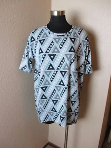 Lularoe Irma Top Blue Print Triangles Geometric Size XSmall XS - Picture 1 of 6