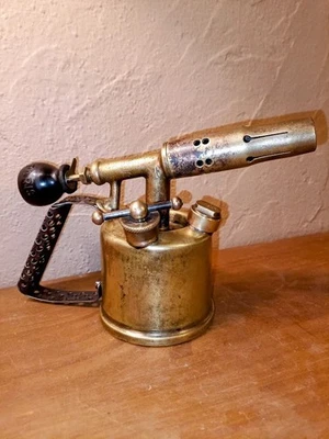 Lampe à souder VESTA F.J. – Mod. E – “Breveté S.G.D.G.” – Laiton – Rare - 1930 - Photo 1/4