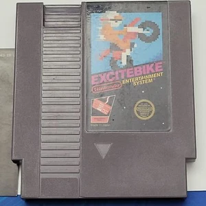 Excitebike [5 Screw] - Loose w/manual - NES - Picture 1 of 4
