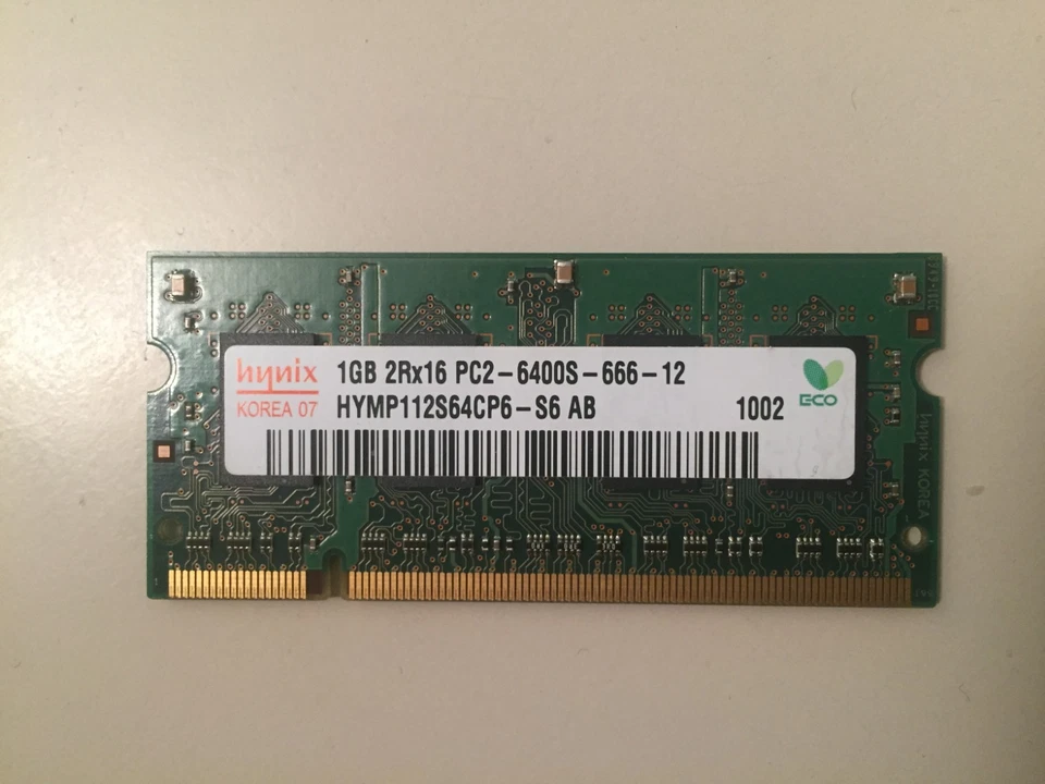 Ram sodimm 1gb ddr2 800mhz 6400S Hynix HYMP112S64CP6-S6 per notebook - Immagine 1 di 1
