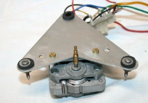 Telefunken Mister Hit 2000  - Antriebsmotor mit Netztrafo und Schalter      (PS) - Picture 1 of 7
