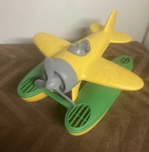 Green Toys Idrovolante Aereo Mare Vasca Giocattolo - Giallo e Verde - Foto 1 di 6