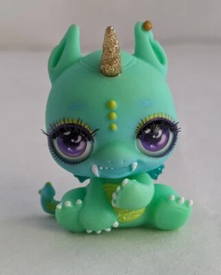 Figura Juguete Poopsie Cutie Tooties SIZZLE Dragón Verde Unicornio Pestañas Enraizadas 1.5" Foto 1 de 4