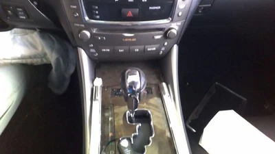 Pantalla de infoentretenimiento usada se adapta a: Lexus IS350 2010 navegación pantalla táctil Foto 1 de 4