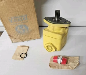 Oldtimer Vickers Hydraulik Zahnradpumpe V21s12r15a20 Kasten und Dichtung Originalware  - Bild 1 von 8