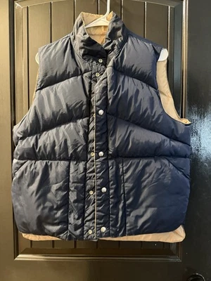 CAMEL Vintage Men's Reversible Navy Blue/Tan Puffer Vest Sz L Goose down - Image 1 of 4