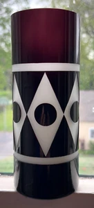 Vintage MCM schwarz/Pflaume geschliffen auf weiß Kunstglas Zylinder Vase 8" Höhe x 3 1/8" Tschechisch? - Bild 1 von 7