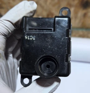 OEM Honda 1982-1985 Accord Civic 84-85 CRX Prelude Relay 82 83 84 6 PIN - Picture 1 of 3