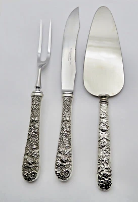 Sterling Silver  S Kirk & Son  Repousse 2 pc Steak Carving Set & Pie Server - Image 1 of 3