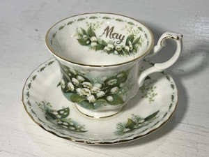 Taza de té y platillo Royal Albert MAYO Flor del mes Lirio del Valle - Imagen 1 de 21