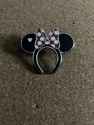 DLR Disneyland Minnie Mouse Oreja Diadema Oculto Disney Mickey 2025 Prendedor Foto 1 de 3