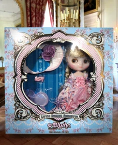 NRFB Middie Blythe Doll Little Duchess Georgette CWC limited 14 Anniversary - Picture 1 of 5