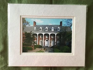 Foto a color 4x6 West Virginia University E Moore Hall con montañeros WVU mate - Imagen 1 de 1
