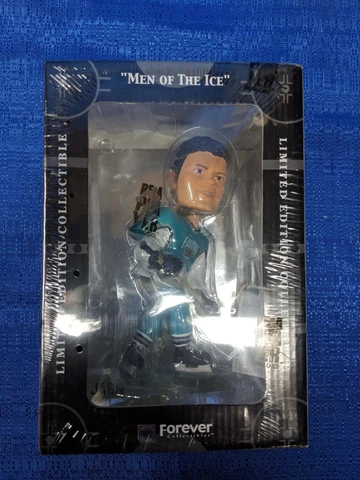 NHL 2002/03 BAP LIMITED EDITION MEMORABILIA JAROMIR JAGR ALL-STAR BOBBLEHEAD Cover