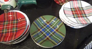 12 Pottery Barn Stewart Plaid Tartan appetizer plates Christmas New w box - Picture 1 of 5
