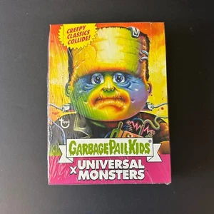 GPK X UNIVERSAL MONSTERS 2ND PRINTING 24CT *SEALED* Garbage Pail Kids - Picture 1 of 4